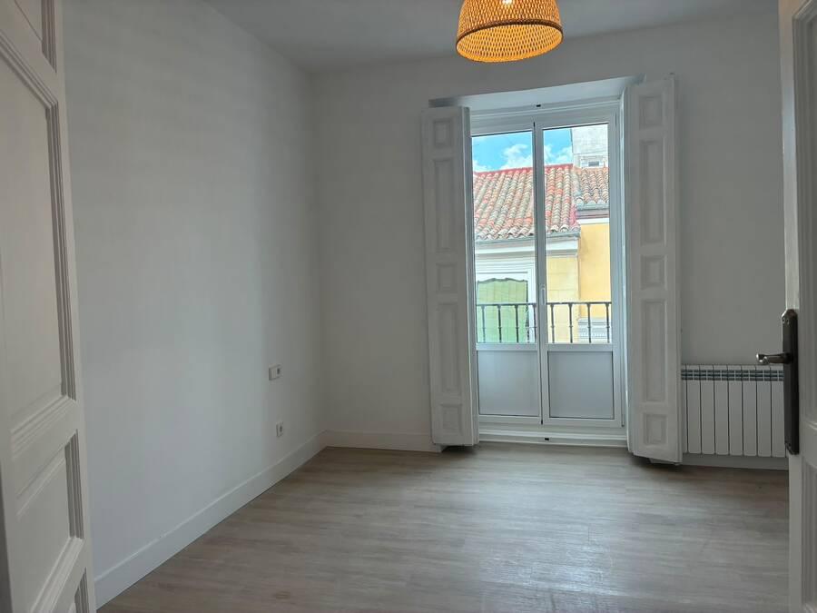 PISO CALLE MALASA�A