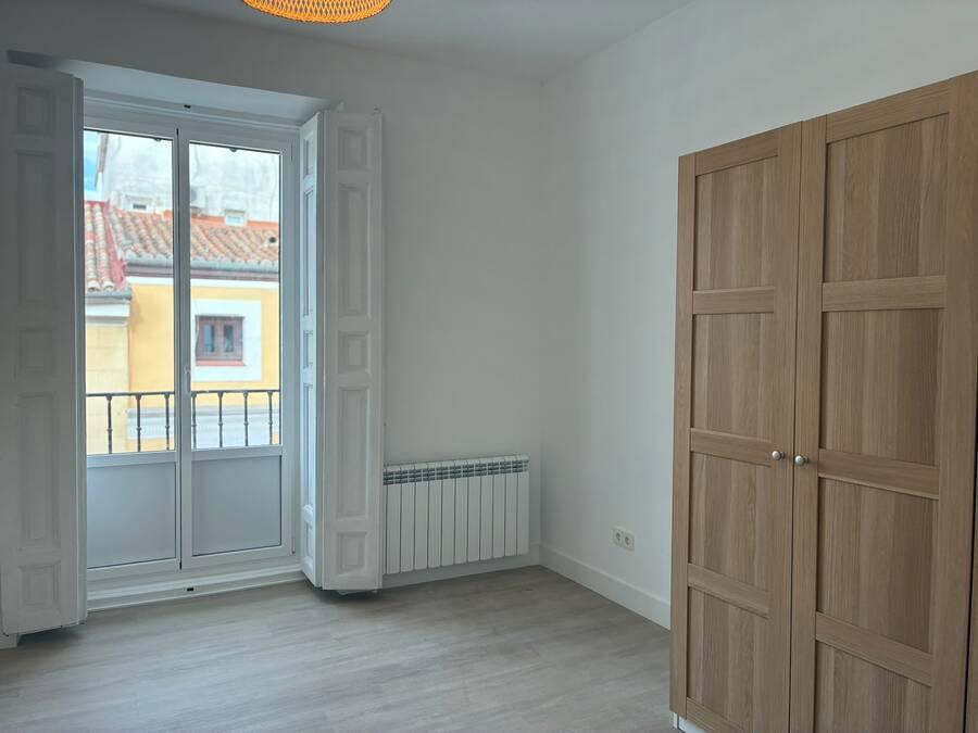 PISO CALLE MALASA�A