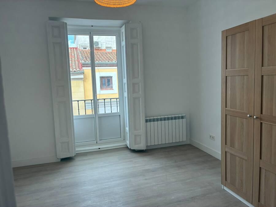 PISO CALLE MALASA�A
