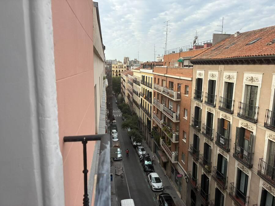 PISO CALLE MALASA�A