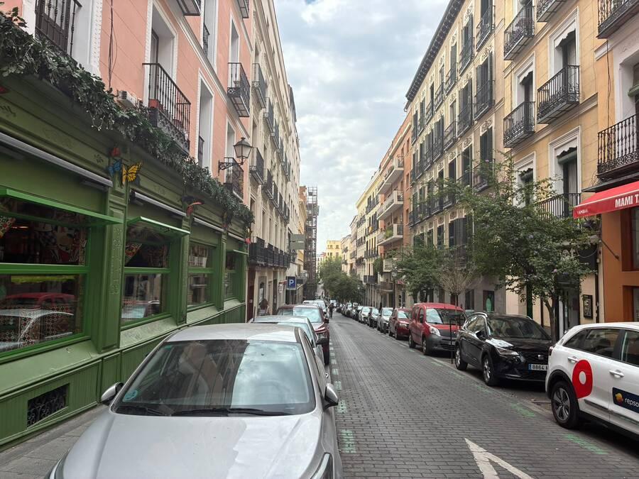 PISO CALLE MALASA�A