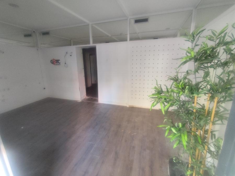 LOCAL COMERCIAL CALLE CARRANZA