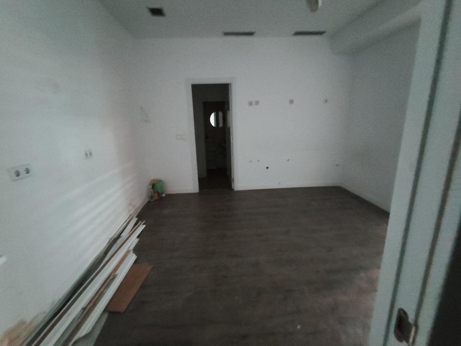 LOCAL COMERCIAL CALLE CARRANZA