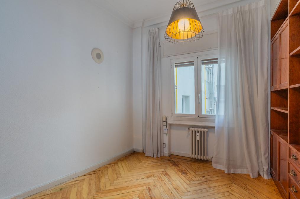 PISO EN VENTA EN CHAMBER� - TRAFALGAR
