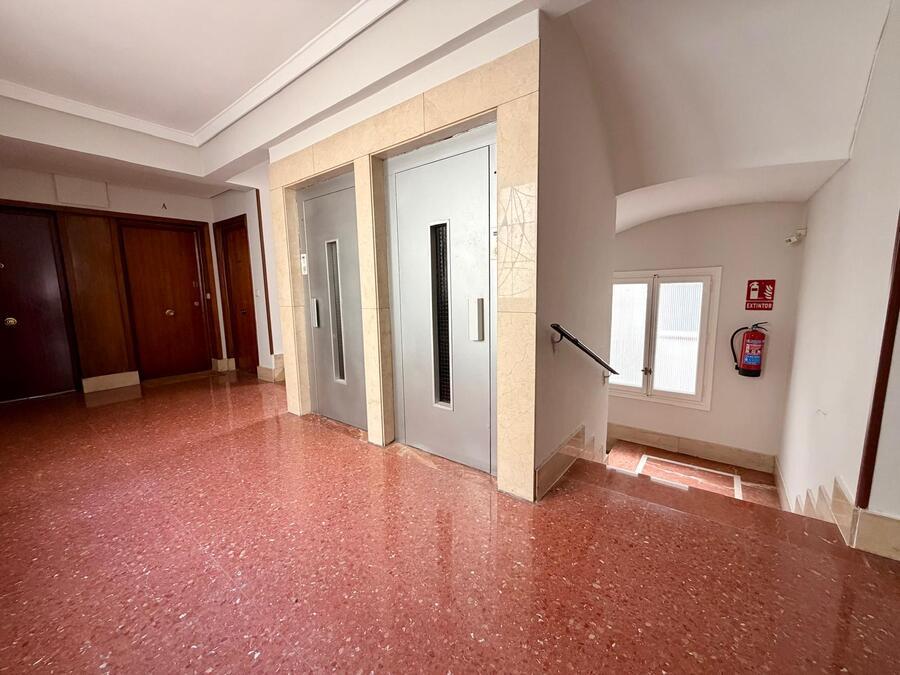 PISO EN VENTA EN CHAMBER� - TRAFALGAR