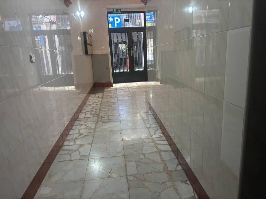 PISO EN VENTA EN CENTRO - UNIVERSIDAD