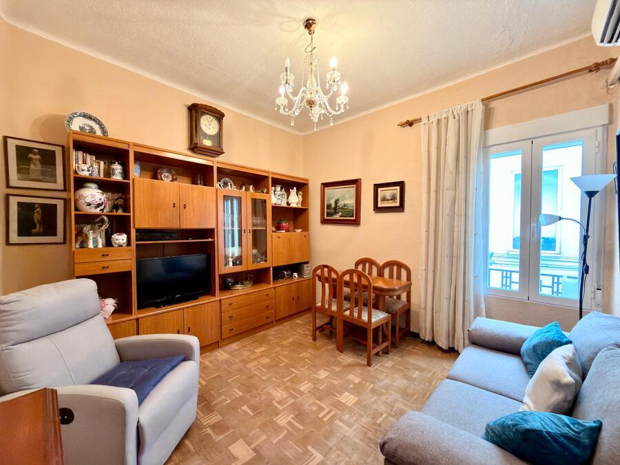 PISO EN VENTA EN CHAMBER� - ARAPILES