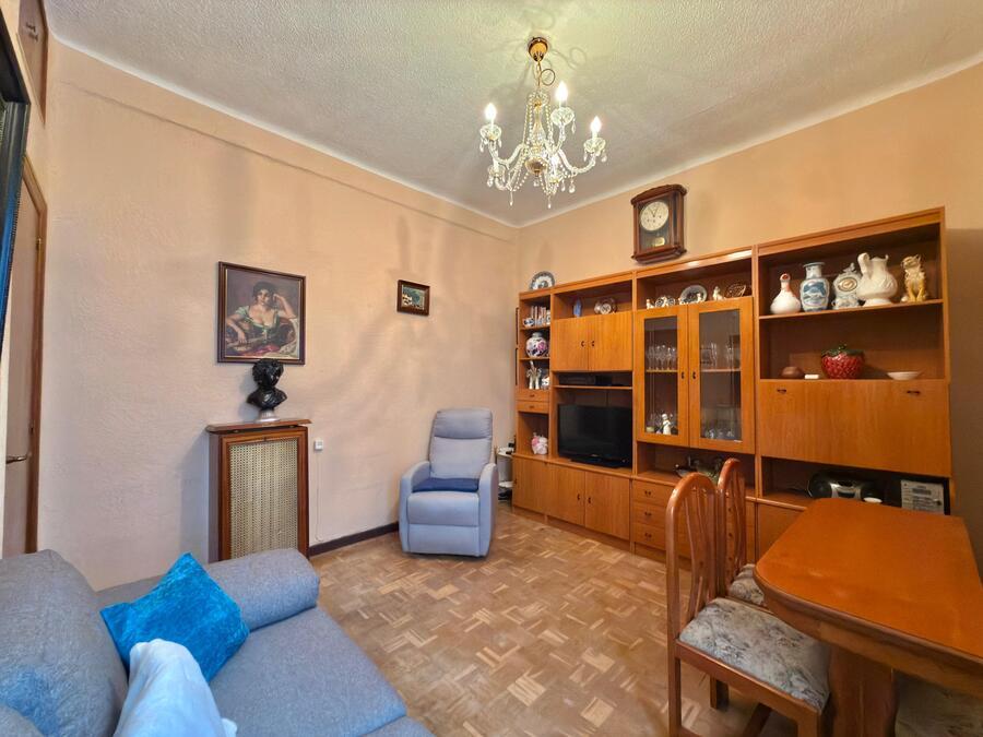 PISO EN VENTA EN CHAMBER� - ARAPILES