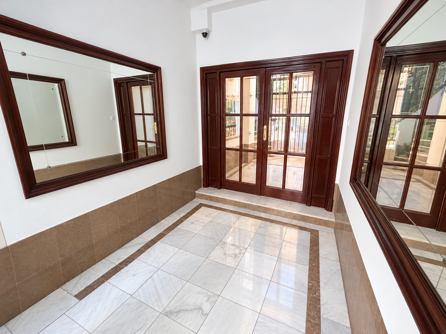 PISO �TICO EN VENTA EN TETU�N - BERRUGUETE