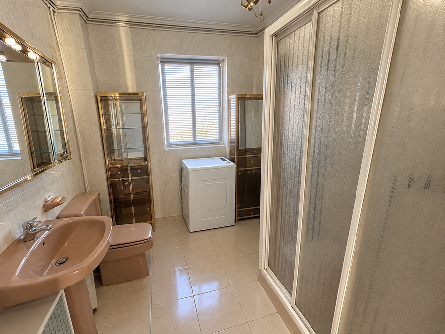 PISO �TICO EN VENTA EN TETU�N - BERRUGUETE