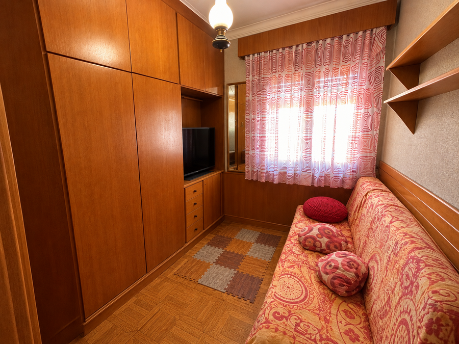 PISO �TICO EN VENTA EN TETU�N - BERRUGUETE