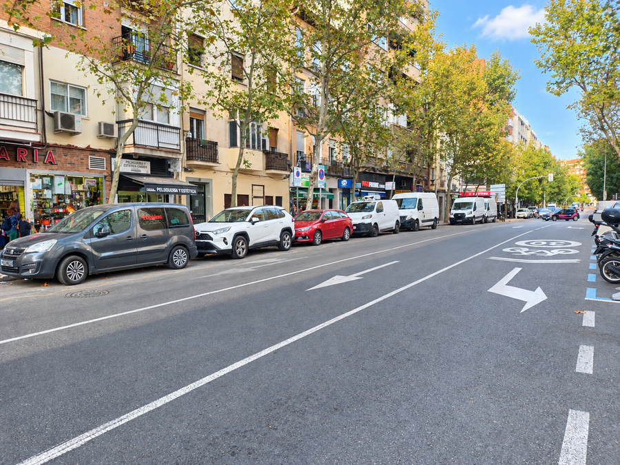 PISO �TICO EN VENTA EN TETU�N - BERRUGUETE