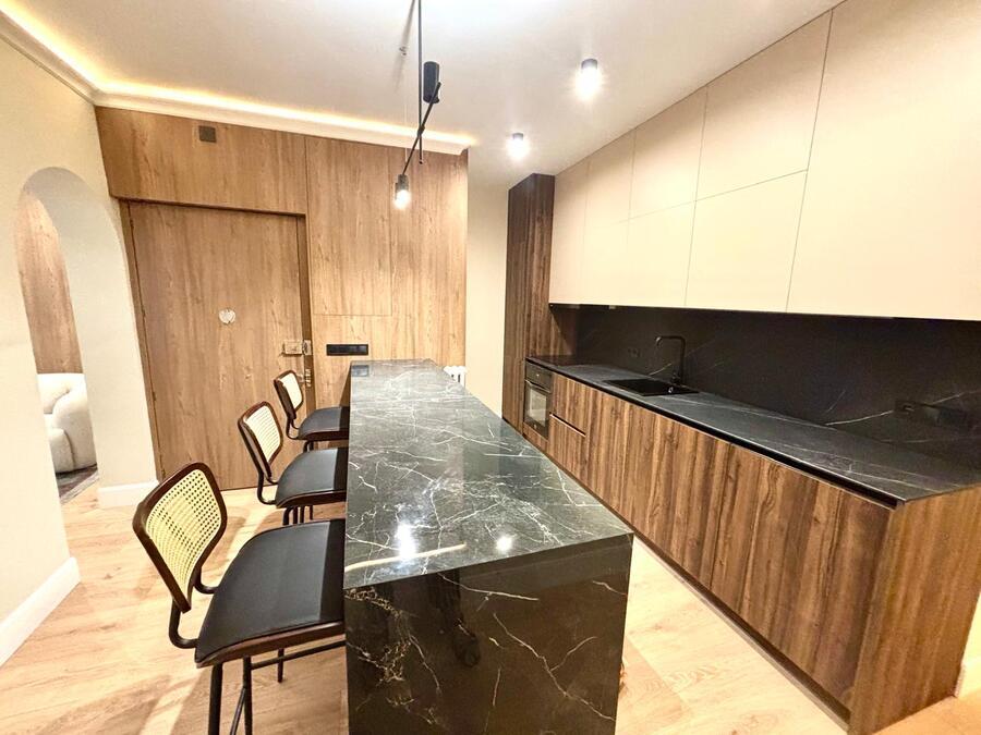 PISO EN VENTA EN CENTRO - JUSTICIA