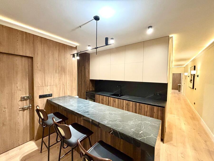 PISO EN VENTA EN CENTRO - JUSTICIA