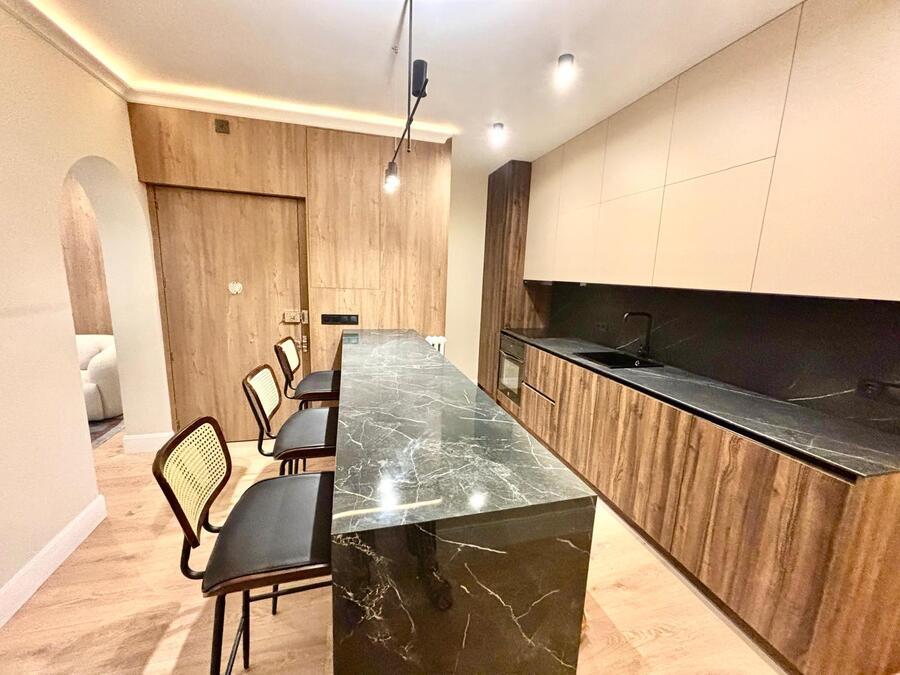 PISO EN VENTA EN CENTRO - JUSTICIA