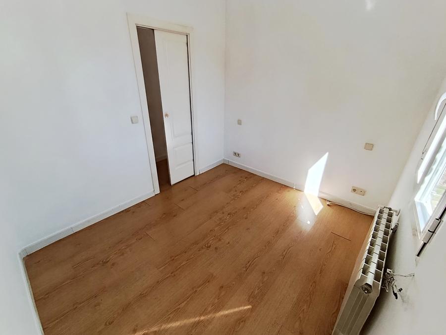 PISO EN VENTA EN CIUDAD LINEAL - VENTAS