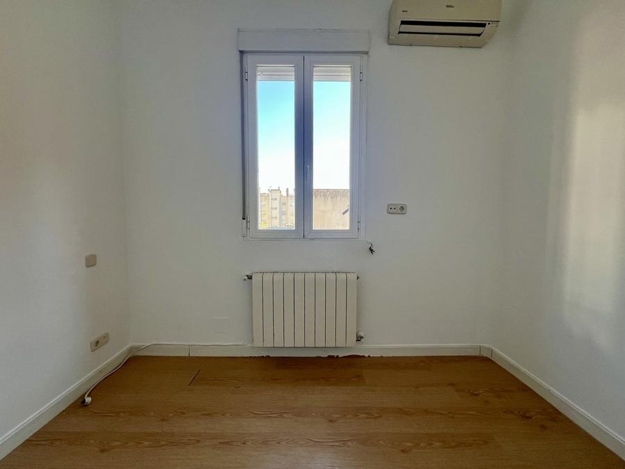PISO EN VENTA EN CIUDAD LINEAL - VENTAS