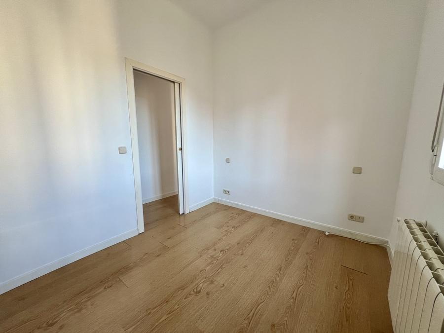 PISO EN VENTA EN CIUDAD LINEAL - VENTAS