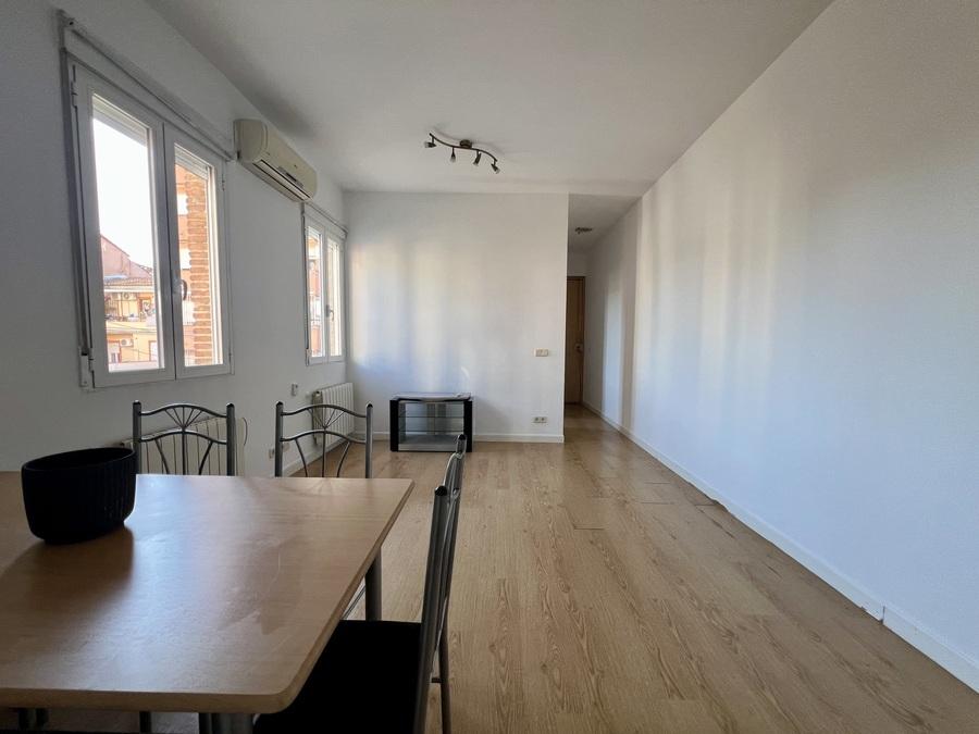 PISO EN VENTA EN CIUDAD LINEAL - VENTAS