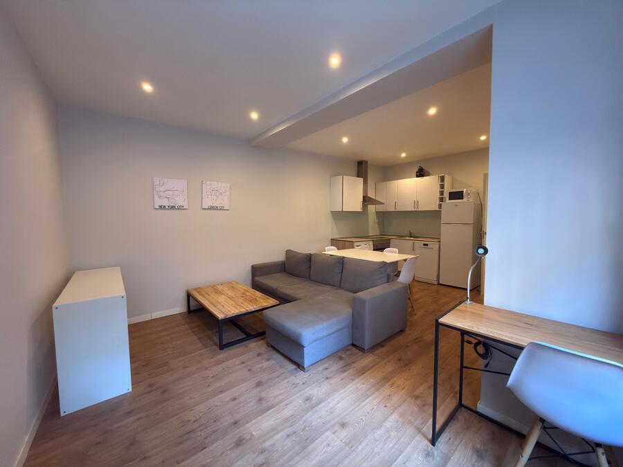 OFICINA EN VENTA EN CHAMBER� - ARAPILES