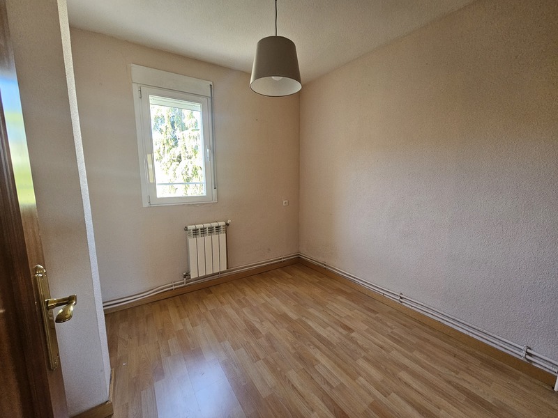 PISO EN VENTA EN MORATALAZ - FONTARR�N
