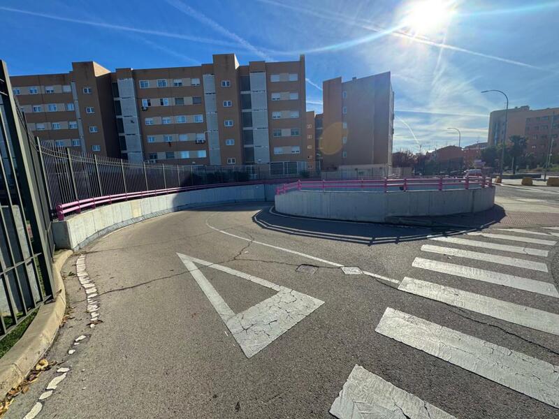 GARAJE EN ALQUILER EN TORREJON DE ARD�Z - CENTRO