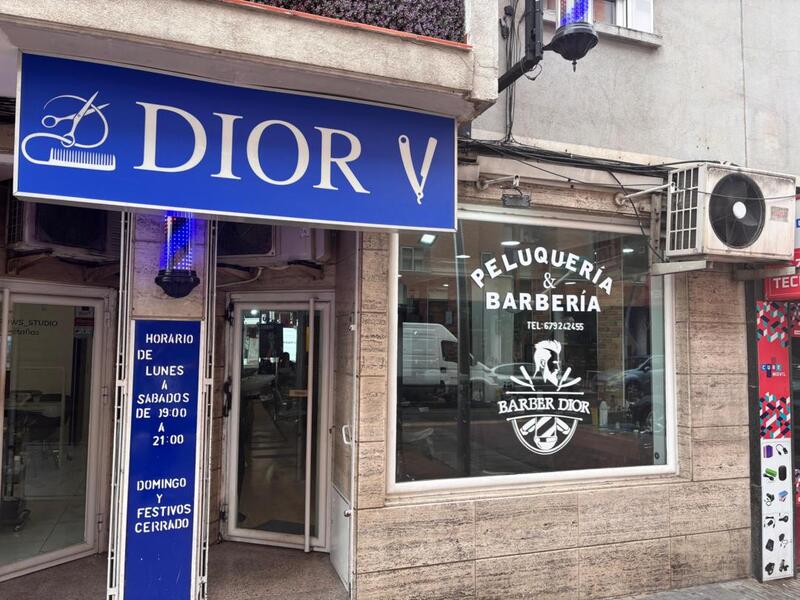 LOCAL COMERCIAL EN ALQUILER CON TRASPASO EN TORREJON DE ARD�Z - CENTRO
