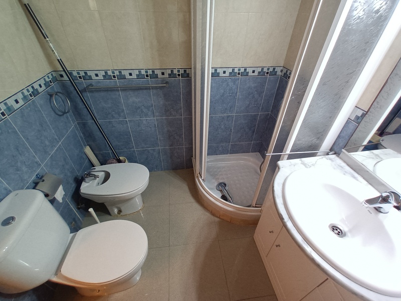 PISO EN VENTA EN TETU�N - BERRUGUETE