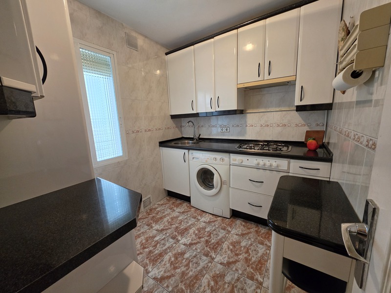 PISO EN VENTA EN MORATALAZ - MARROQUINA