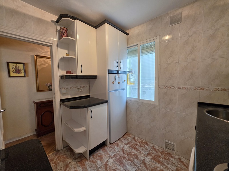 PISO EN VENTA EN MORATALAZ - MARROQUINA