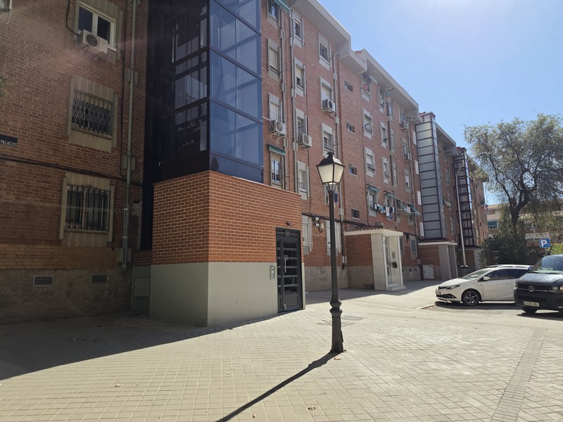 PISO EN VENTA EN MORATALAZ - FONTARR�N