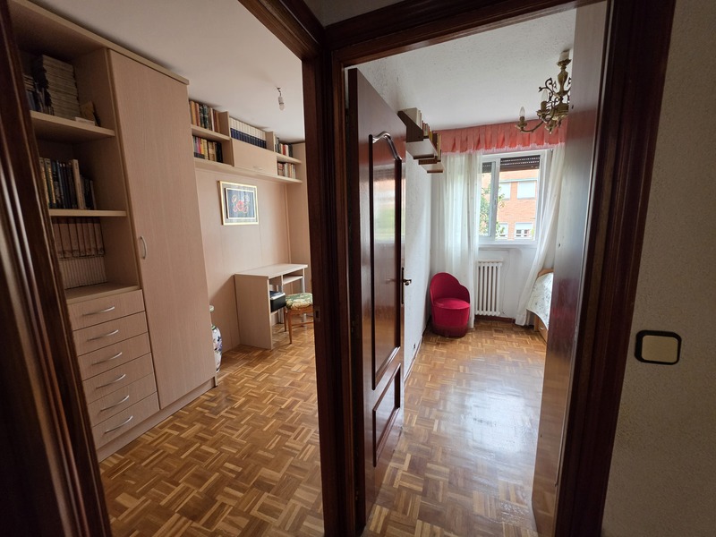 PISO EN VENTA EN MORATALAZ - VINATEROS