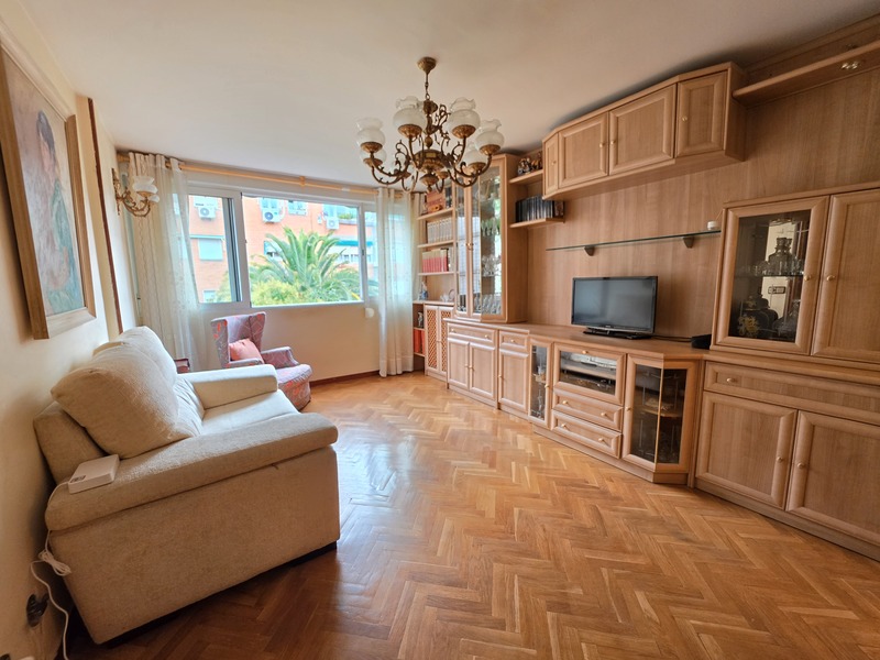 PISO EN VENTA EN MORATALAZ - VINATEROS