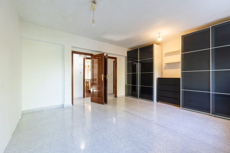 PISO EN VENTA EN LATINA - �GUILAS