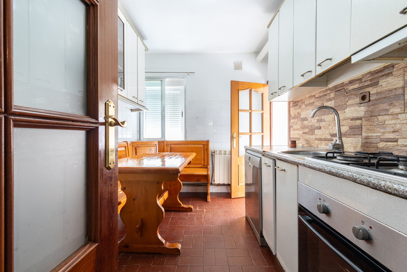 PISO EN VENTA EN LATINA - �GUILAS