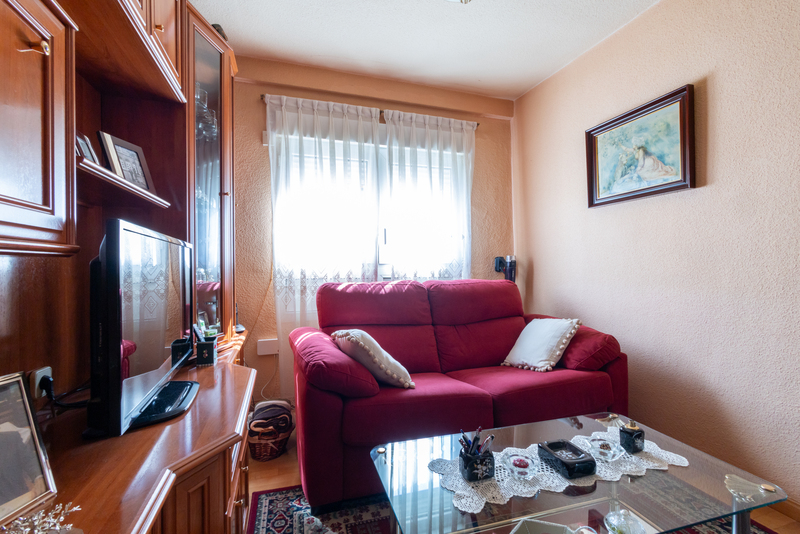 PISO BAJO EN VENTA EN FUENCARRAL - TRES OLIVOS - VALVERDE