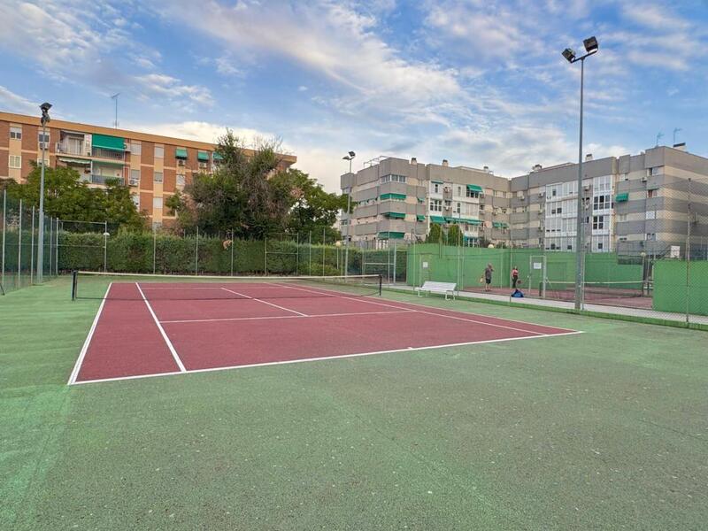 PISO EN VENTA EN TORREJON DE ARD�Z - VEREDILLAS - JUNCAL - ZARZUELA