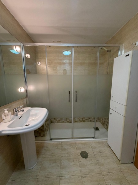 PISO EN ALQUILER EN FUENCARRAL - TRES OLIVOS - VALVERDE