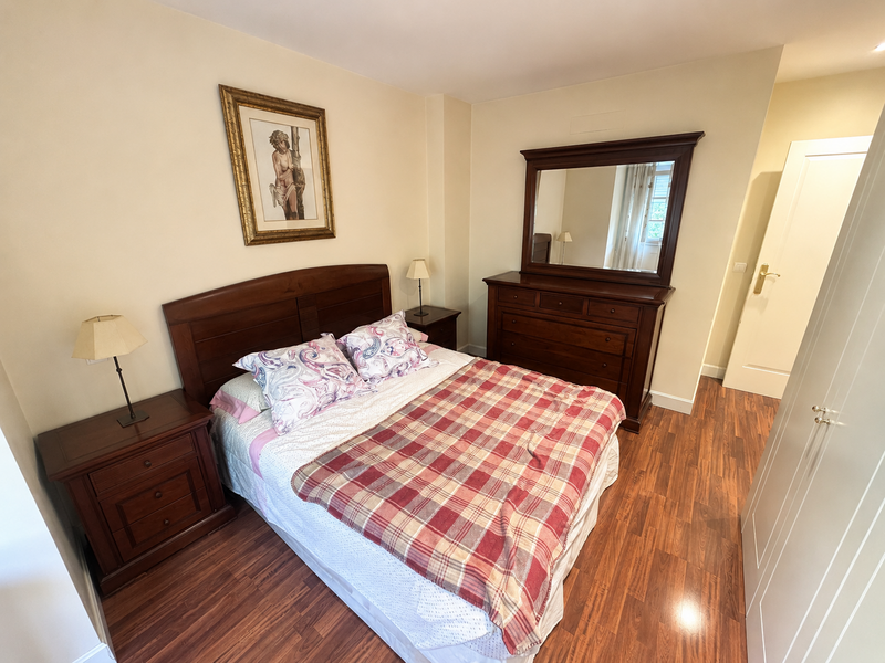 PISO EN VENTA EN MONCLOA - ARAVACA - VALDEZARZA