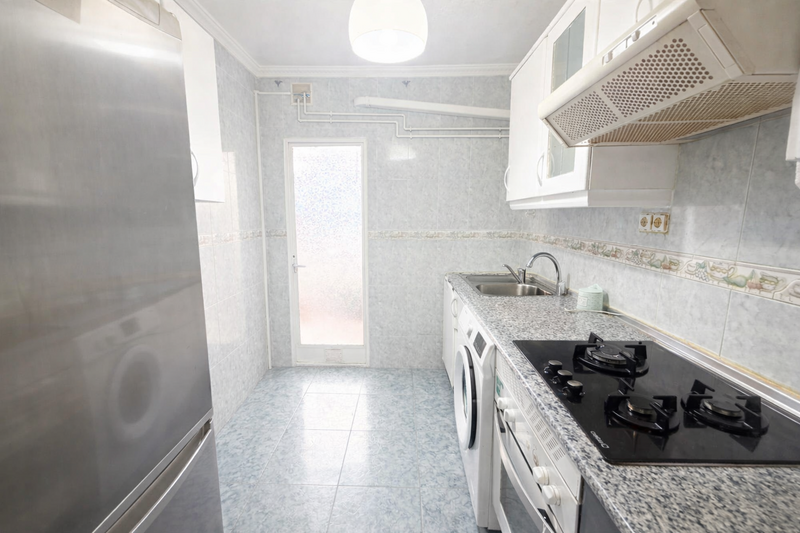 PISO EN VENTA EN FUENCARRAL - TRES OLIVOS - VALVERDE