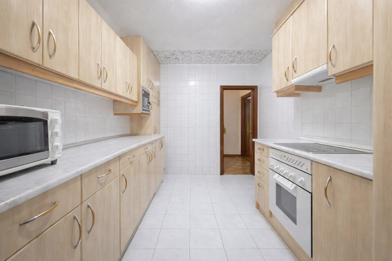 PISO EN VENTA EN FUENCARRAL - TRES OLIVOS - VALVERDE