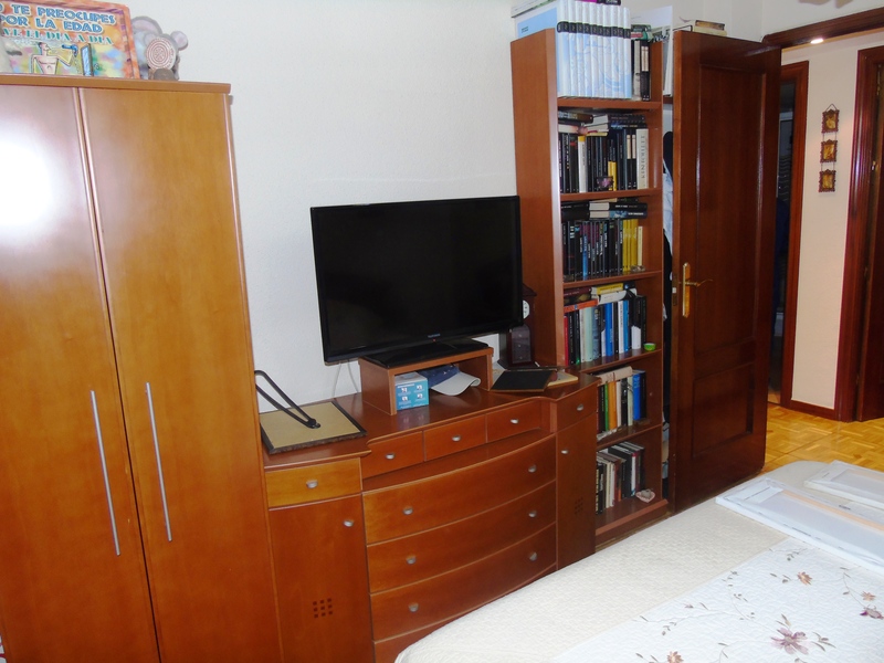 PISO EN VENTA EN FUENCARRAL - TRES OLIVOS - VALVERDE