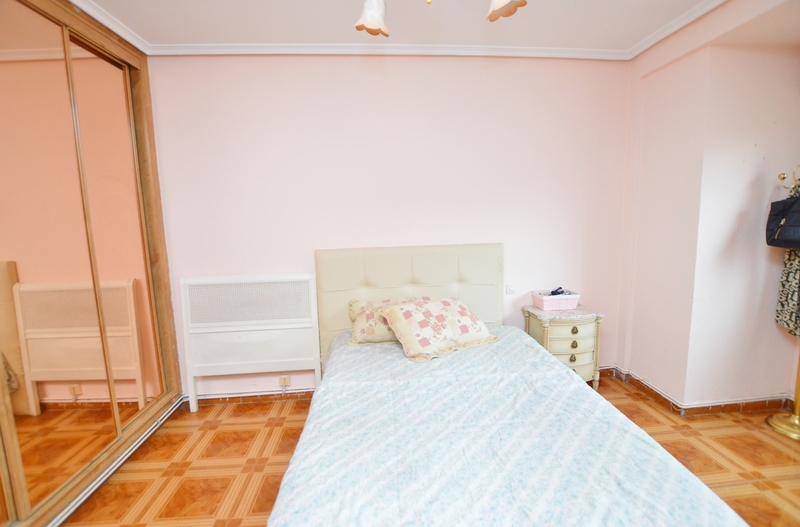PISO EN VENTA EN SALAMANCA - FUENTE DEL BERRO
