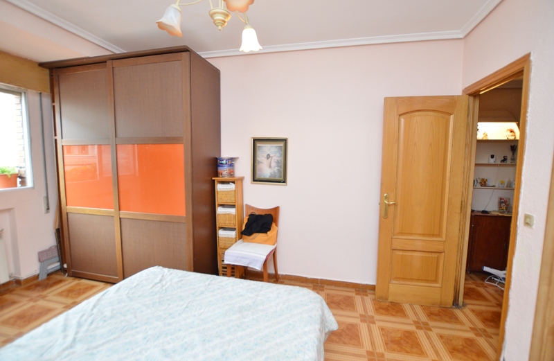 PISO EN VENTA EN SALAMANCA - FUENTE DEL BERRO