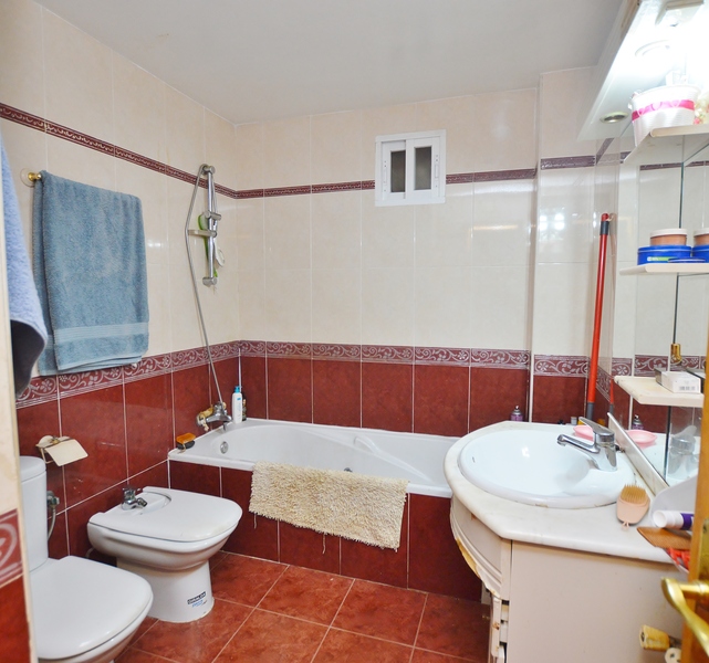 PISO EN VENTA EN SALAMANCA - FUENTE DEL BERRO