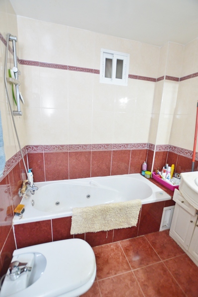 PISO EN VENTA EN SALAMANCA - FUENTE DEL BERRO
