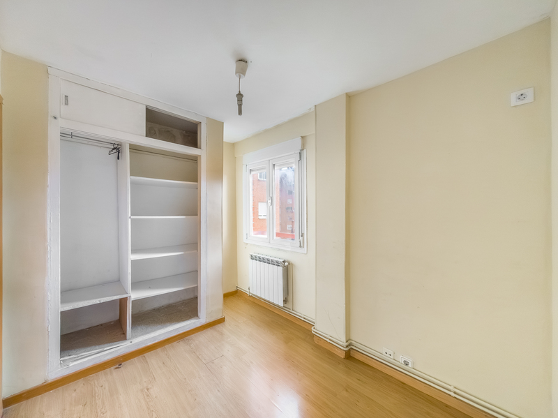 PISO EN VENTA EN PUENTE DE VALLECAS - ENTREV�AS