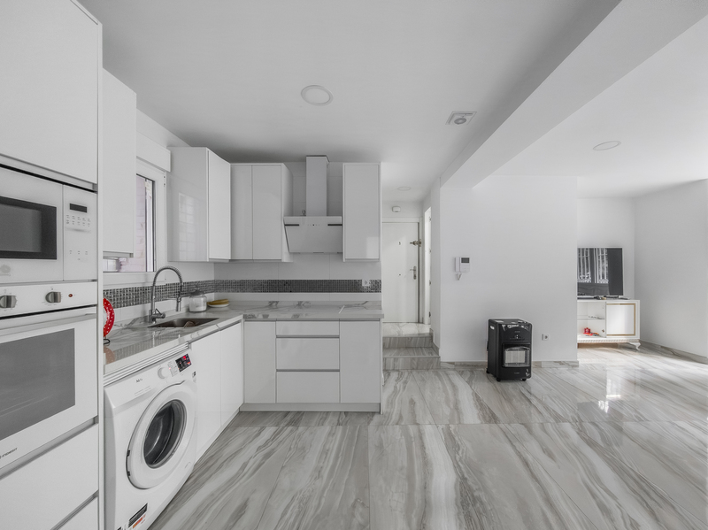 PISO EN VENTA EN CARABANCHEL - ABRANTES