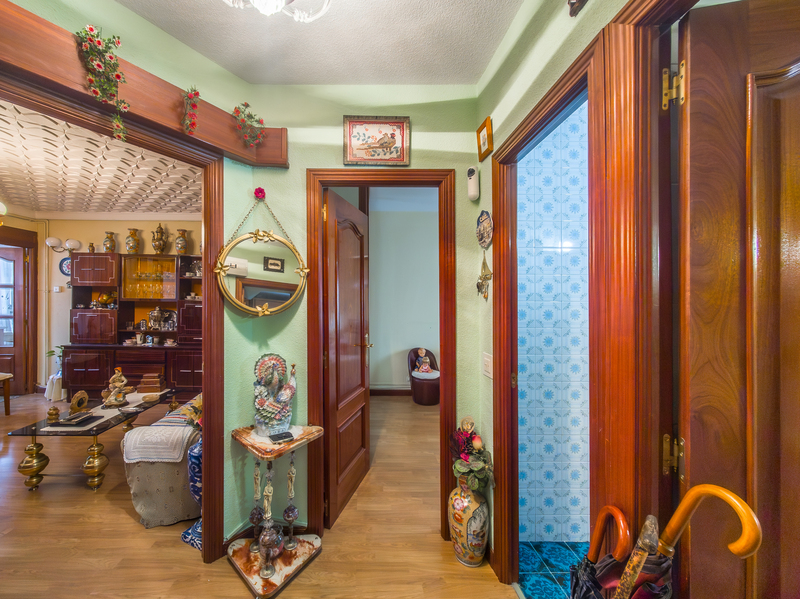 PISO EN VENTA EN PUENTE DE VALLECAS - ENTREV�AS
