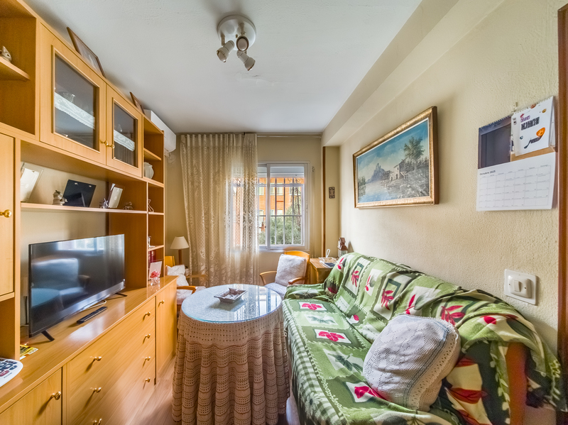 PISO EN VENTA EN PUENTE DE VALLECAS - ENTREV�AS